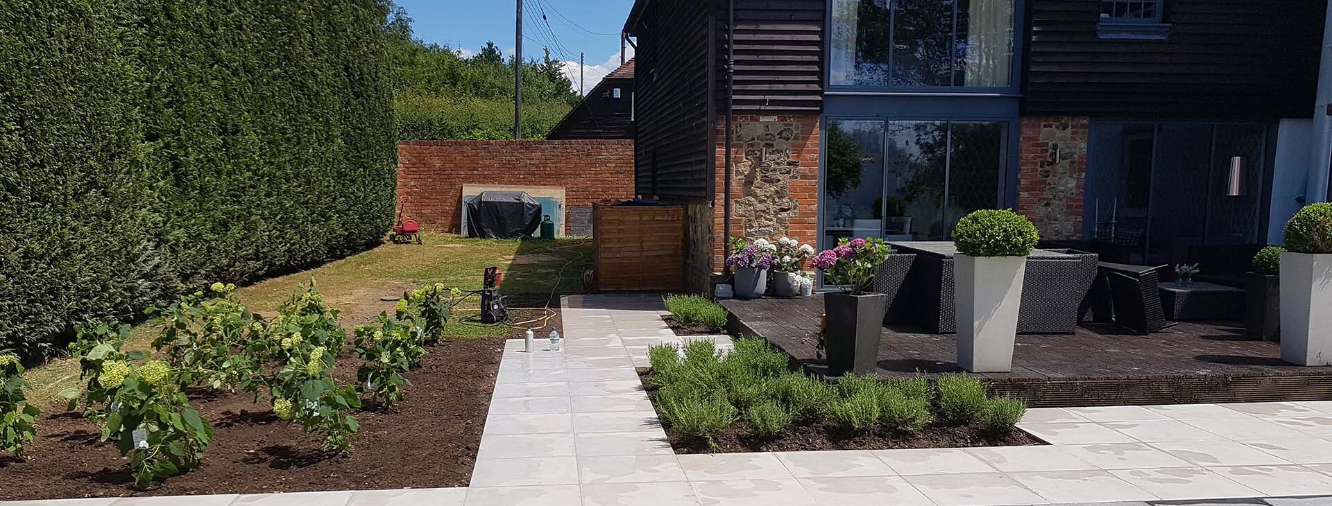 We've been providing landscaping<br />
services for over 10 Years